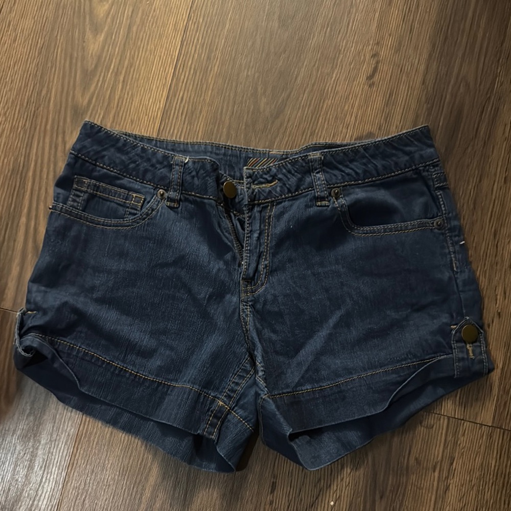 Forever 21 Blue Jean Shorts Distressed Cut-Off Style